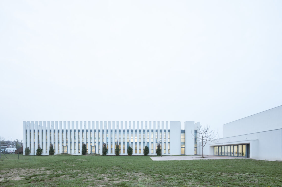 Sissa school complex / aaa office