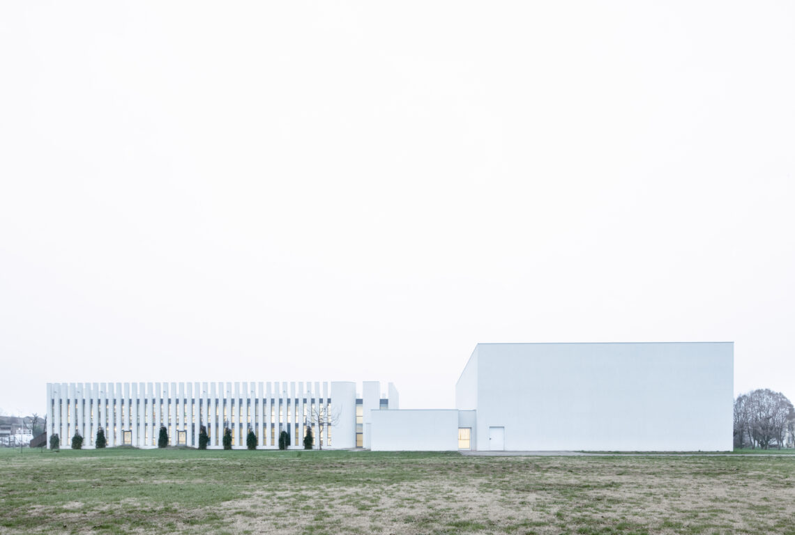 Sissa school complex / aaa office