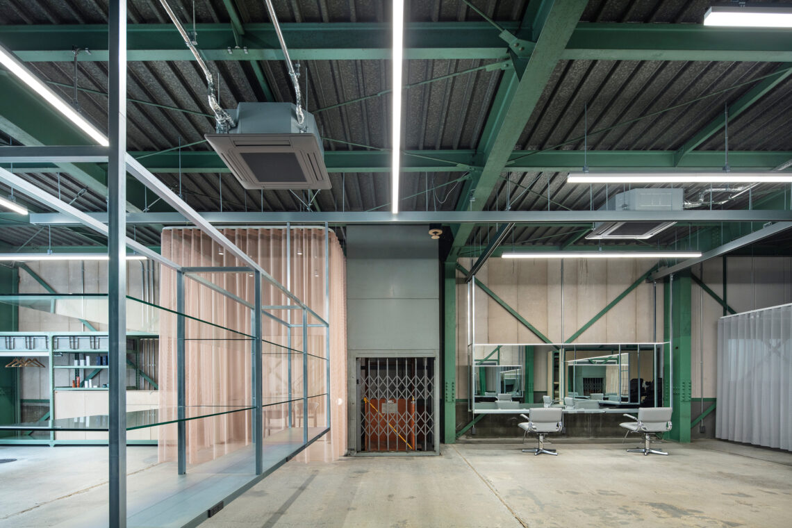 Unravel Hair Salon / Atelier Write 15 Unravel hair salon / atelier write