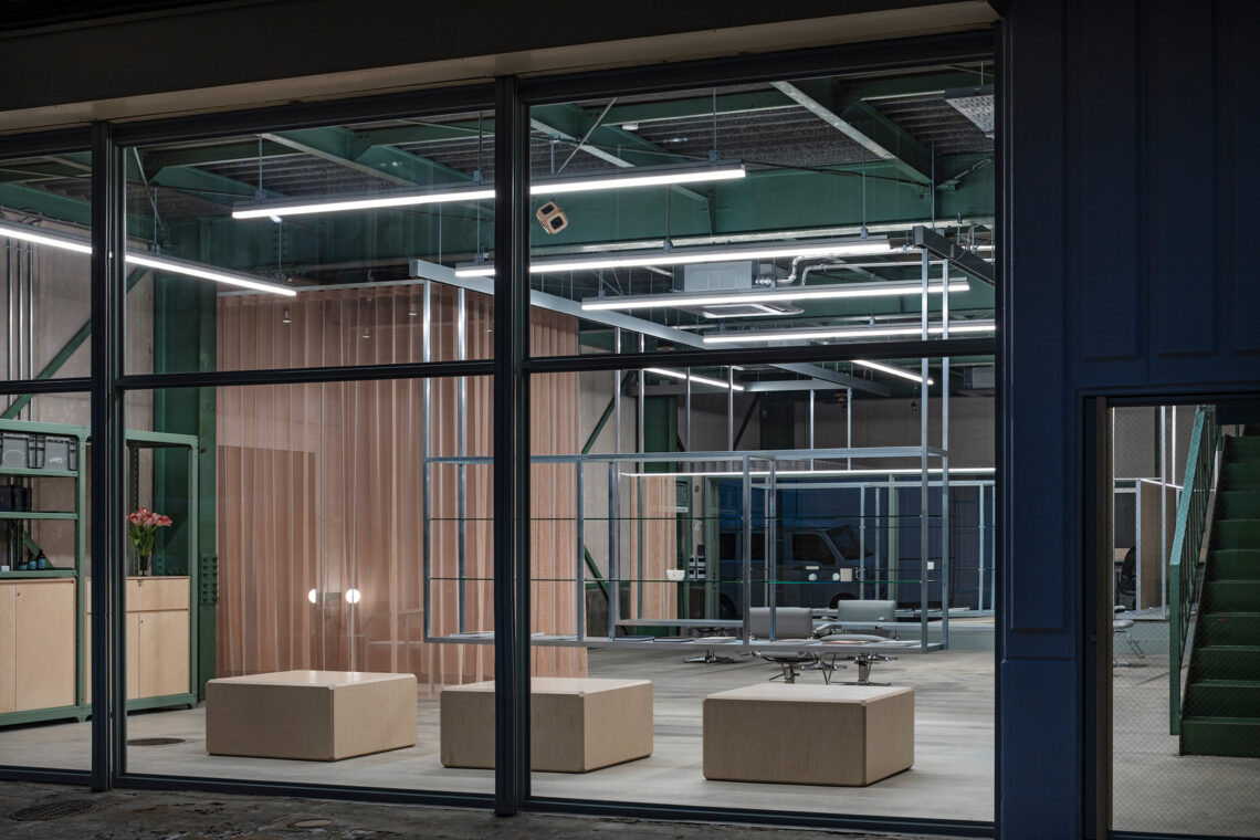 Unravel Hair Salon / Atelier Write 8 Unravel hair salon / atelier write