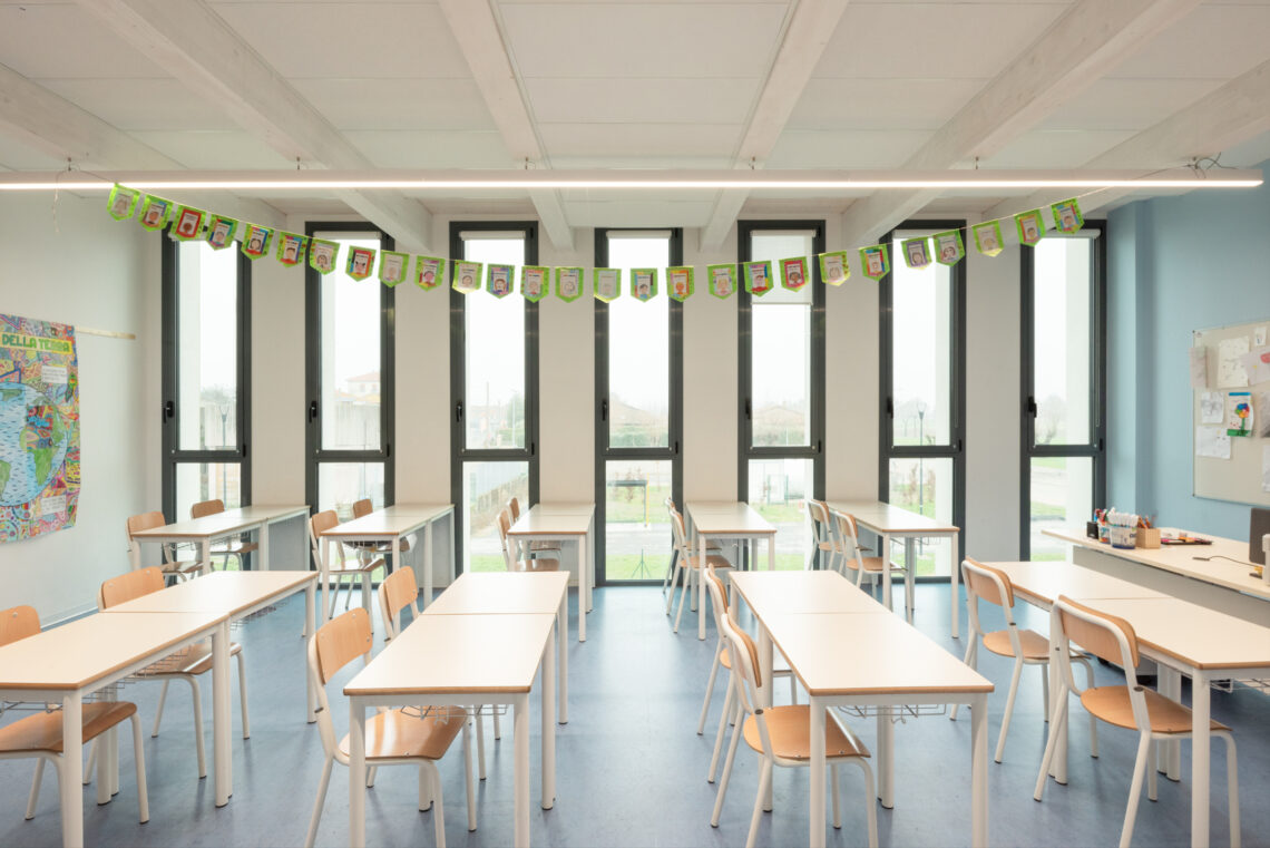 Sissa school complex / aaa office