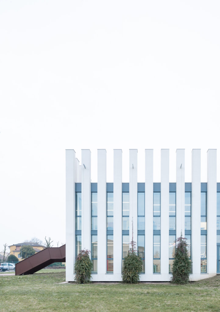 Sissa school complex / aaa office