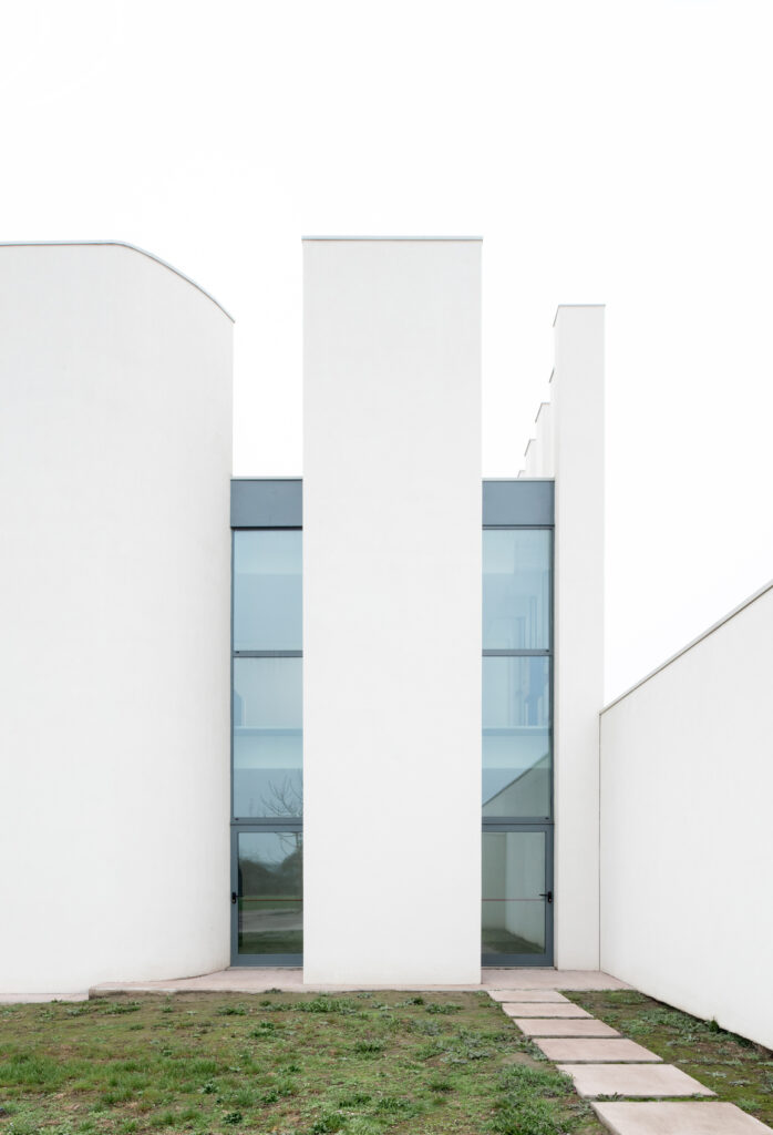 Sissa school complex / aaa office