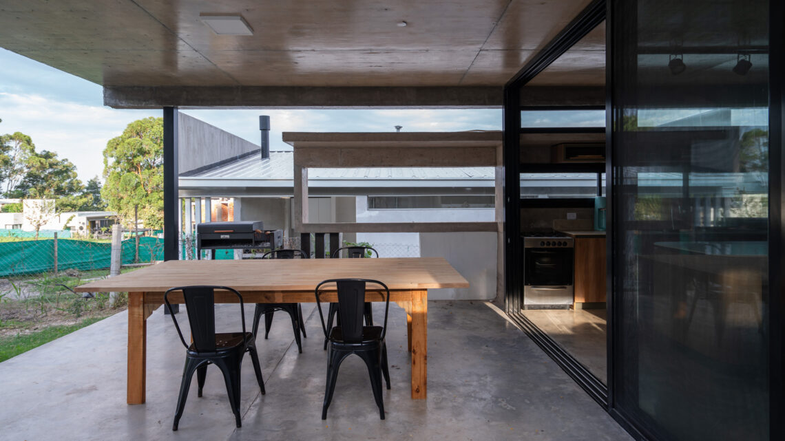 Casa pala / gira – oficina de arquitectura y paisajismo