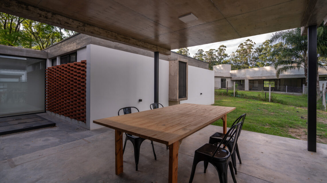 Casa pala / gira – oficina de arquitectura y paisajismo
