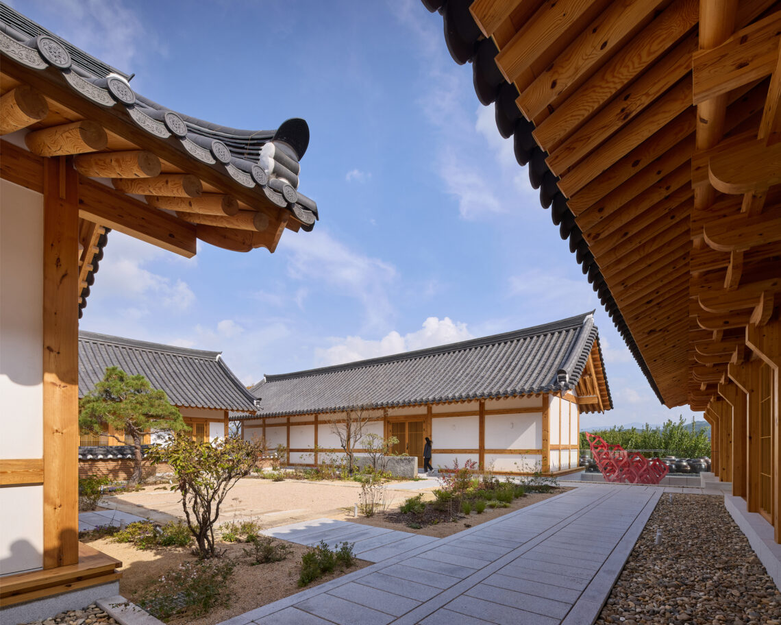 House For Rejuvenation / Jk-Ar 27 House for rejuvenation / jk-ar