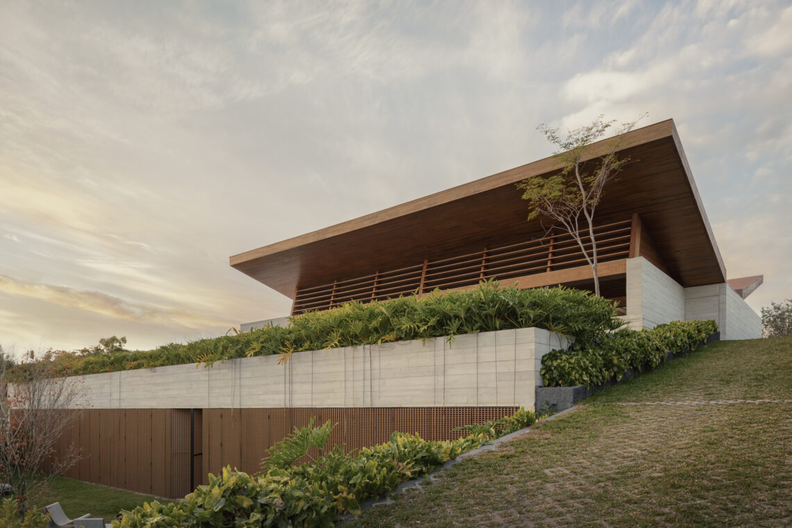 Baroneza House / Studio Arthur Casas 8 Baroneza house / studio arthur casas