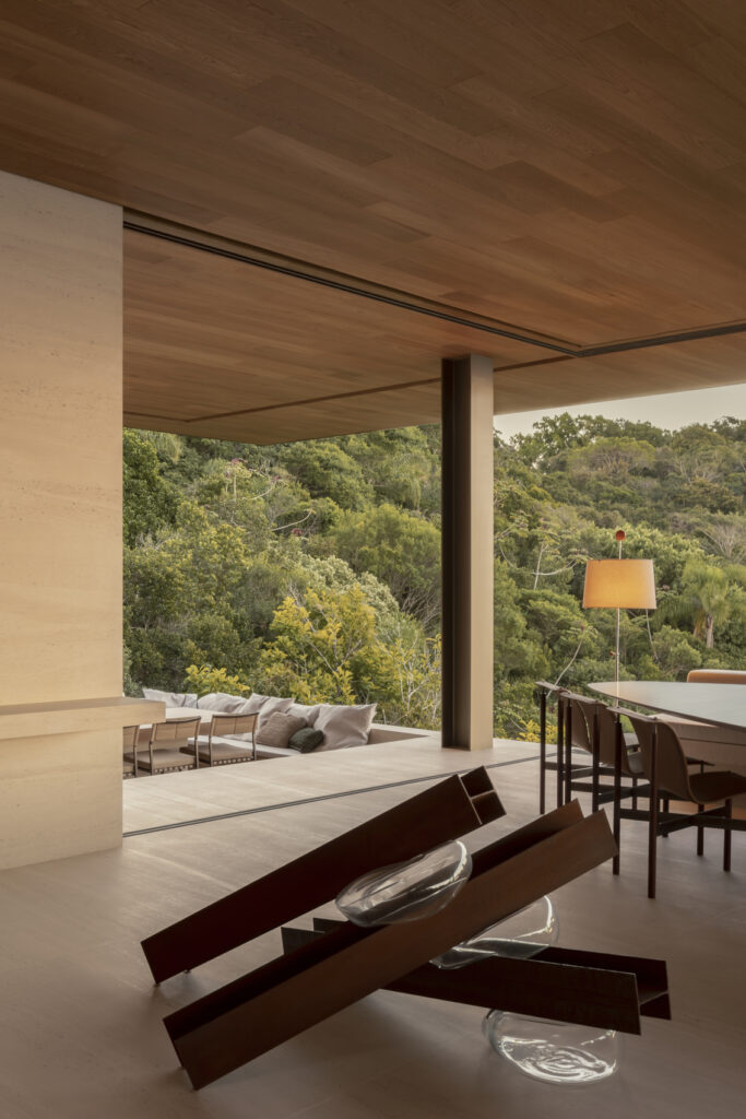 Bravíssima House / Studio Arthur Casas 9 Bravíssima house / studio arthur casas