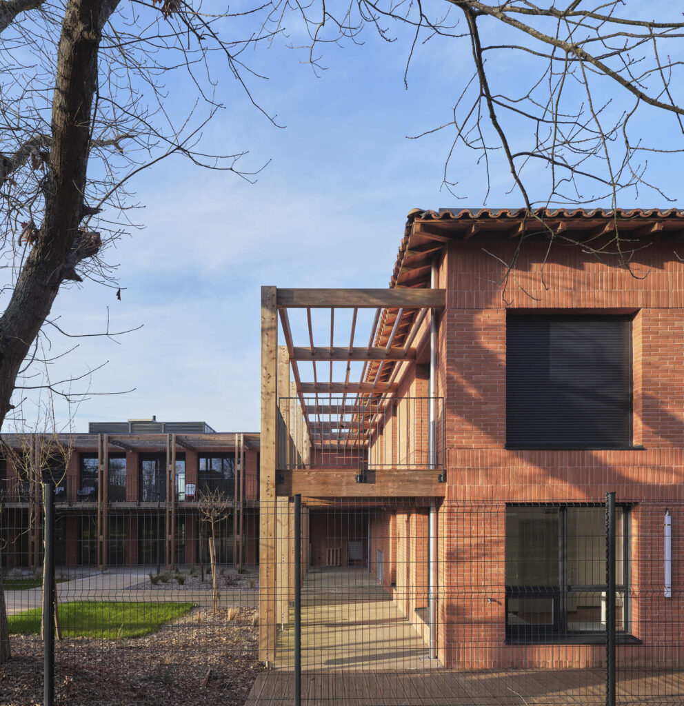 Simon De Cyrène Residence / Taa Toulouse 2 Simon de cyrène residence / taa toulouse