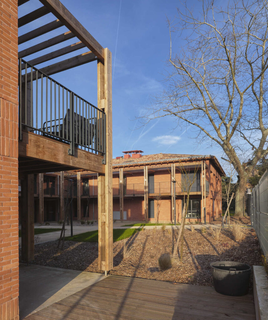 Simon De Cyrène Residence / Taa Toulouse 6 Simon de cyrène residence / taa toulouse