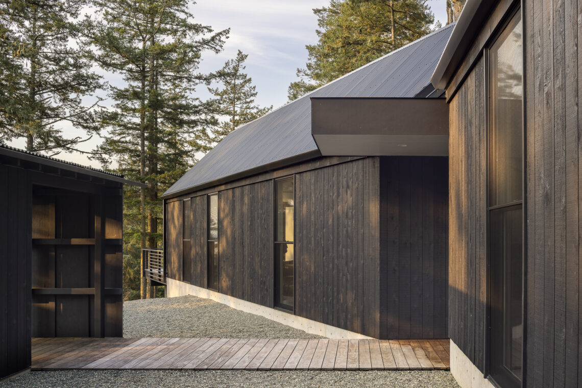 Doe bay retreat / heliotrope architects