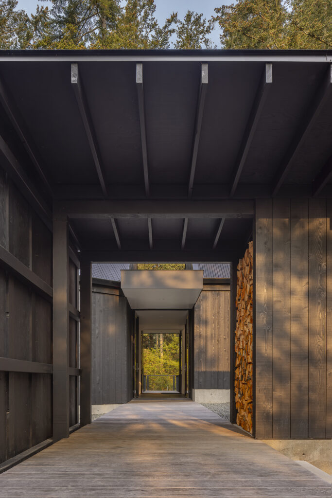 Doe bay retreat / heliotrope architects