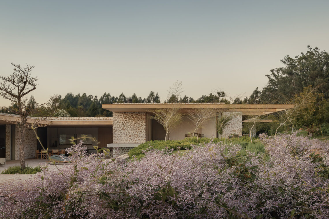 Grama House / Studio Arthur Casas 25 Grama house / studio arthur casas