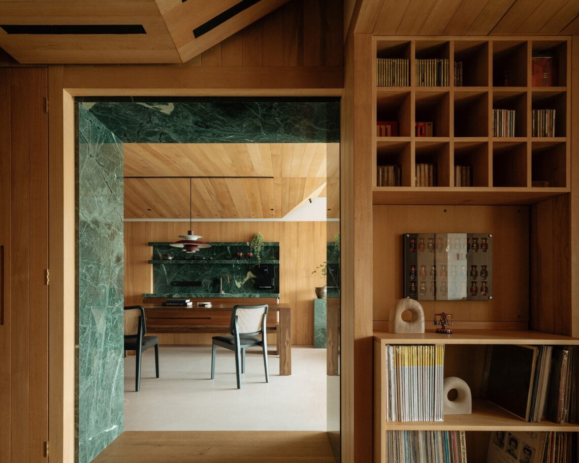 Sonic realm acoustic mansion / value works architects