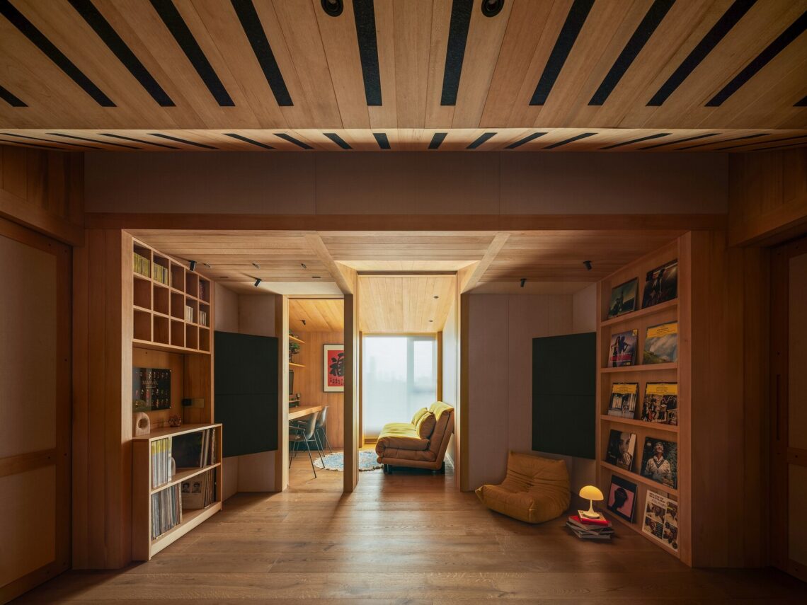 Sonic realm acoustic mansion / value works architects