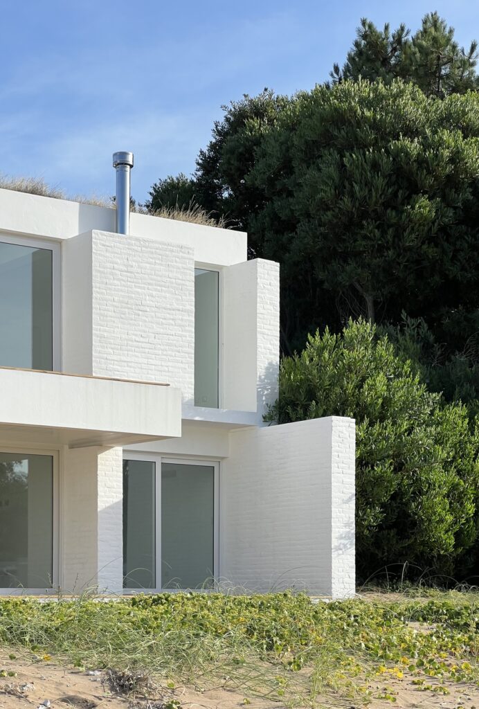 House H6 / Taranti Arq Studio 19 House h6 / taranti arq studio