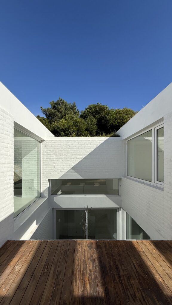 House H6 / Taranti Arq Studio 18 House h6 / taranti arq studio