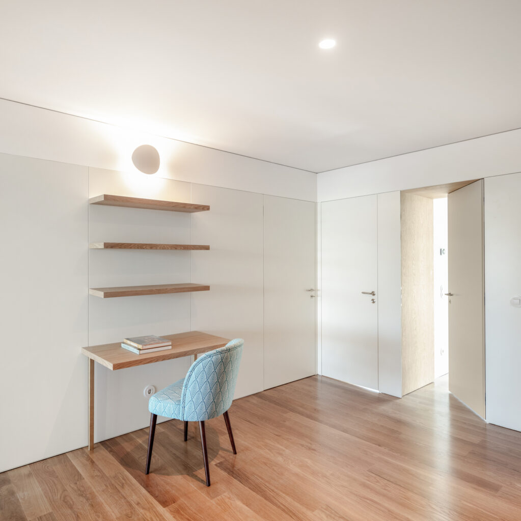 Aurora 10 Building / Atelier Tiago Do Vale 15 Aurora 10 building / atelier tiago do vale