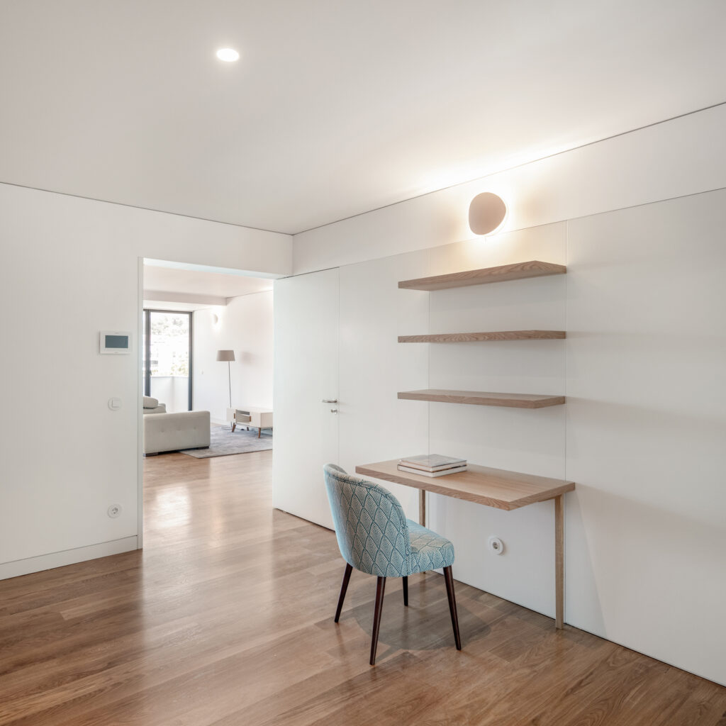 Aurora 10 Building / Atelier Tiago Do Vale 14 Aurora 10 building / atelier tiago do vale