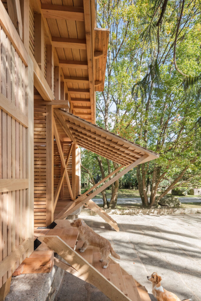 The Dovecote-Granary / Tiago Do Vale Architects 27 The dovecote-granary / tiago do vale architects