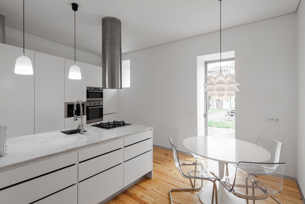 Three Cusps Chalet / Tiago Do Vale Arquitectos 25 Three cusps chalet / tiago do vale arquitectos