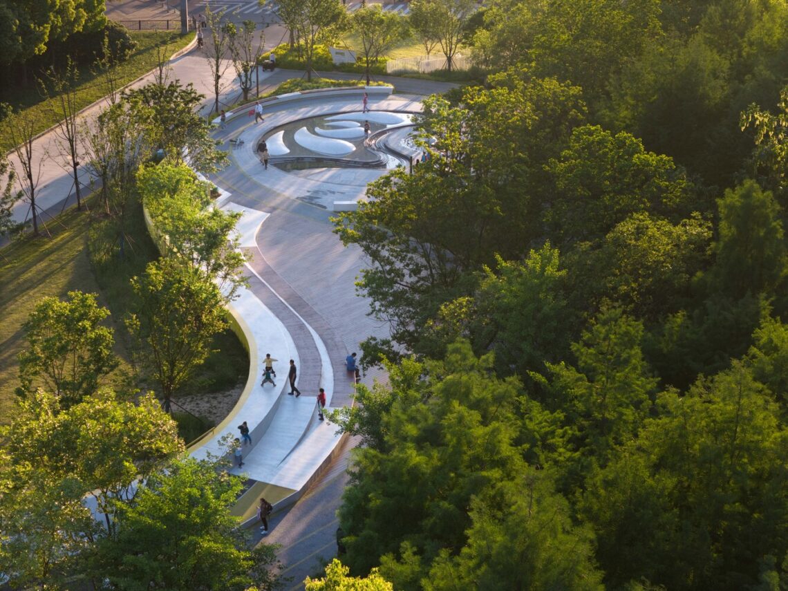 The orchestra park / soba