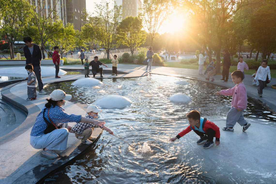 The orchestra park / soba