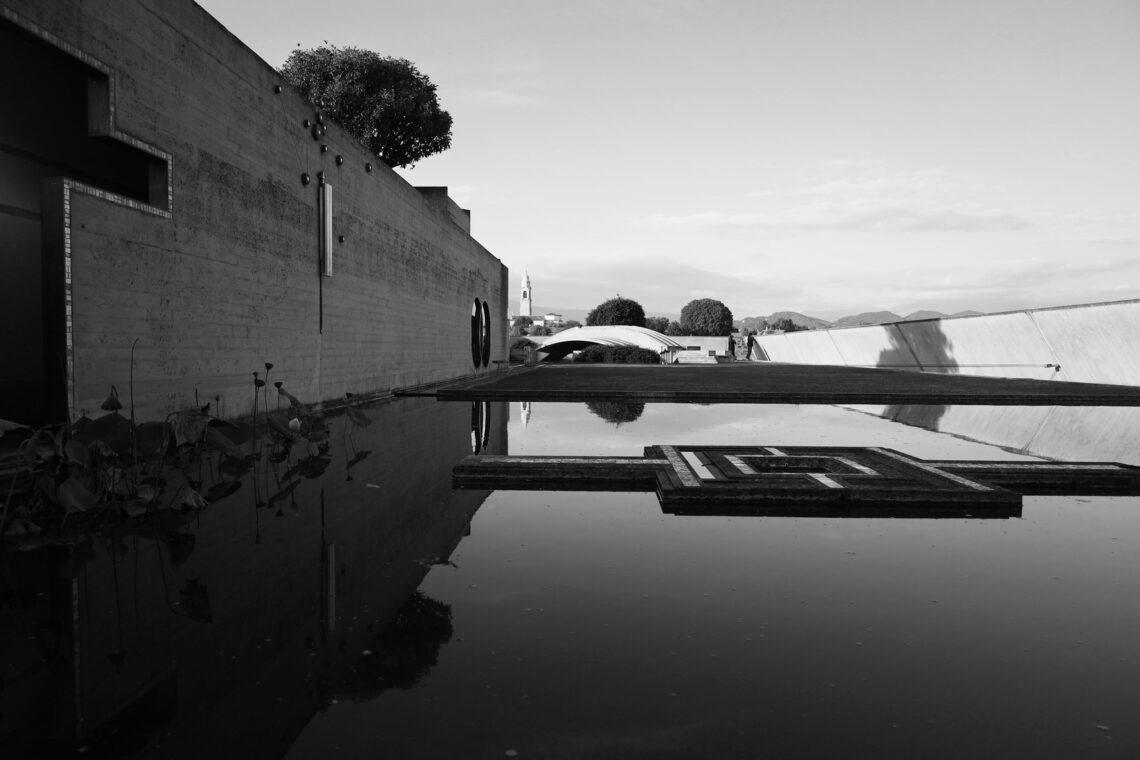 I met myself at brion: a love letter to architecture / studio copacabana