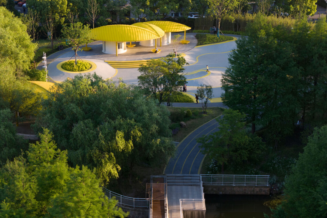 The orchestra park / soba