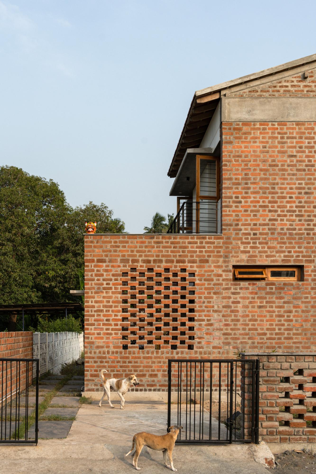The_Threshold_House_Madras_Spaces_Syam_Sreesylam_03 The threshold house / madras spaces