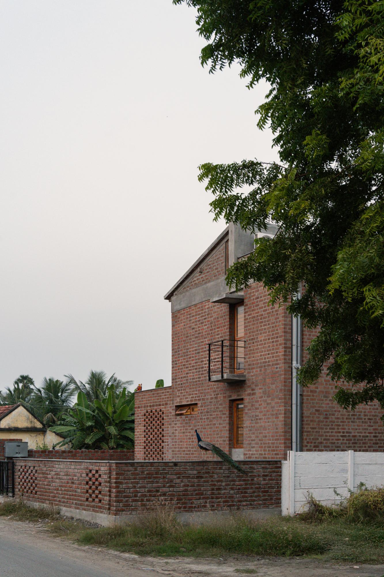 The_Threshold_House_Madras_Spaces_Syam_Sreesylam_29 The threshold house / madras spaces