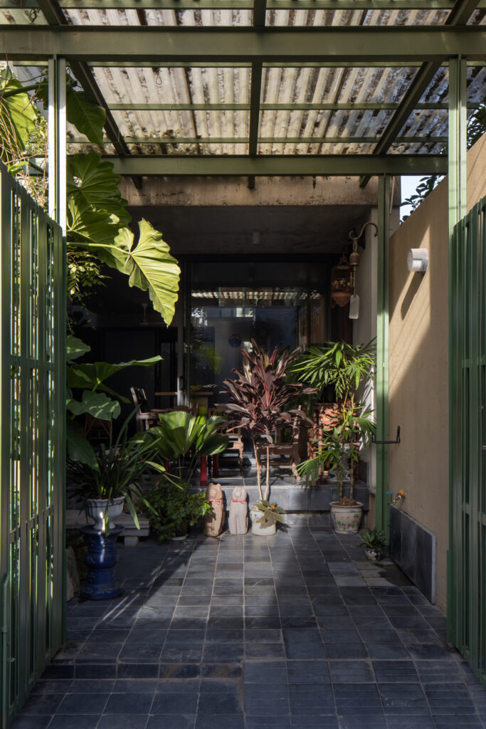 Yen My House / Atelier 12 41 Yen my house / atelier 12