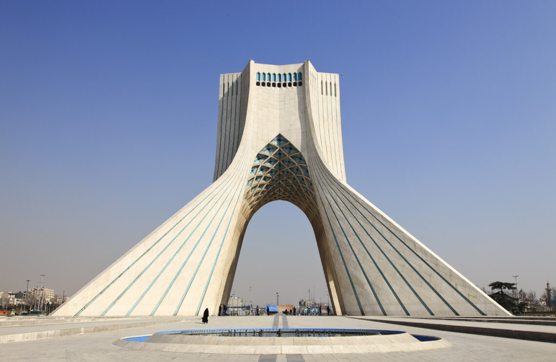 Azadi tower / hossein amanat | classics on architecture lab