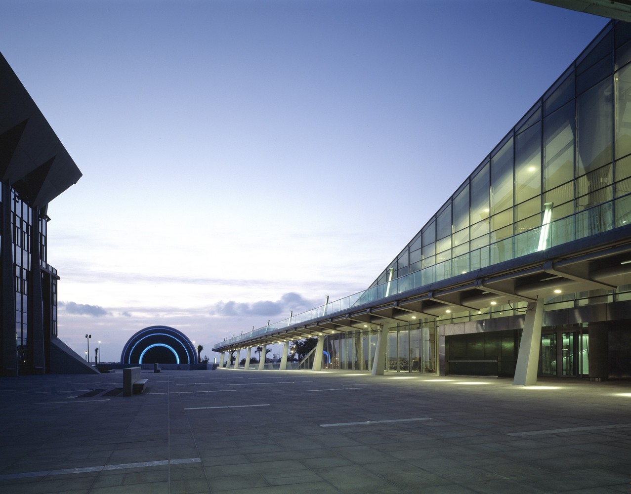 Bibliotheca alexandrina / snøhetta | classics on architecture lab