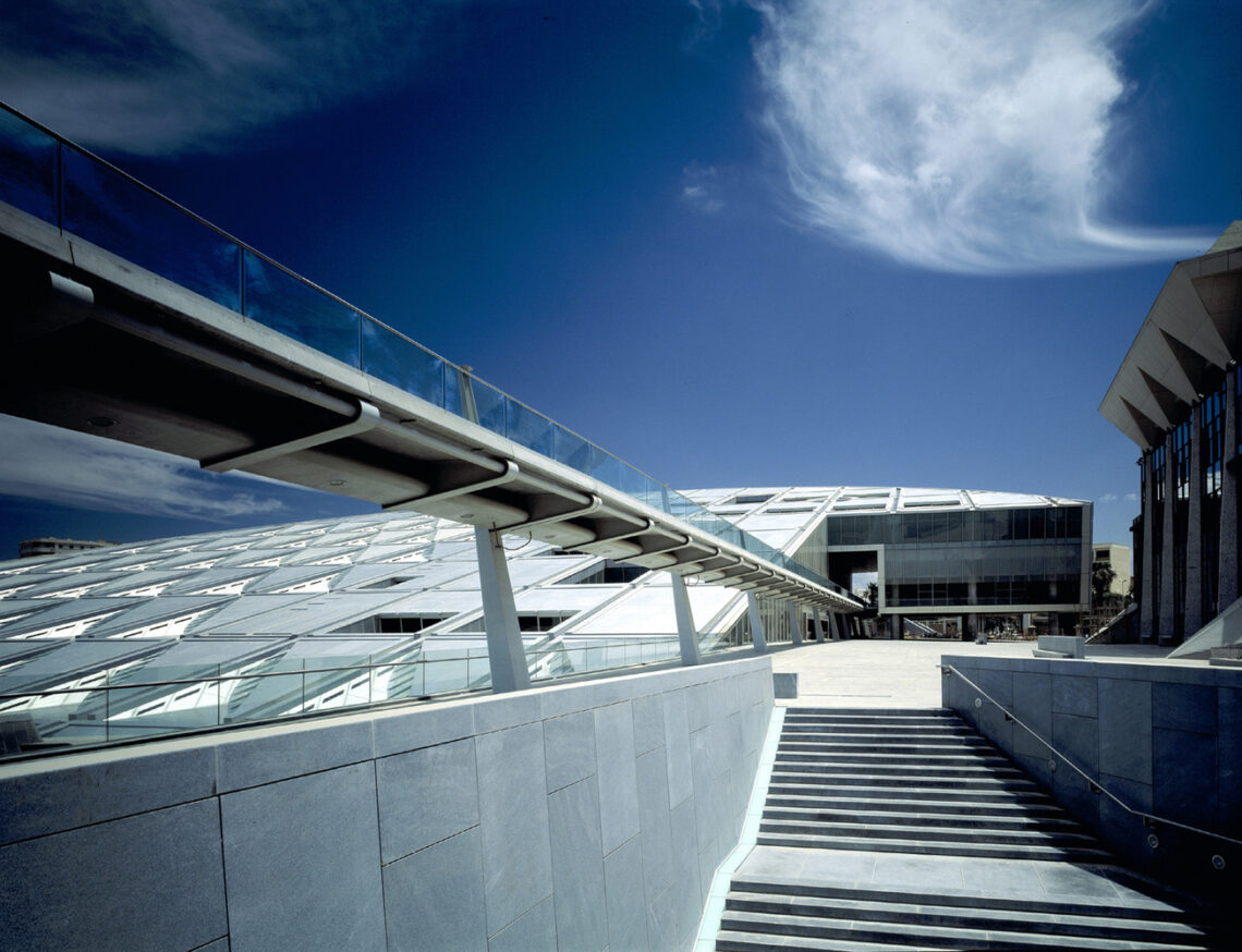 Bibliotheca alexandrina / snøhetta | classics on architecture lab