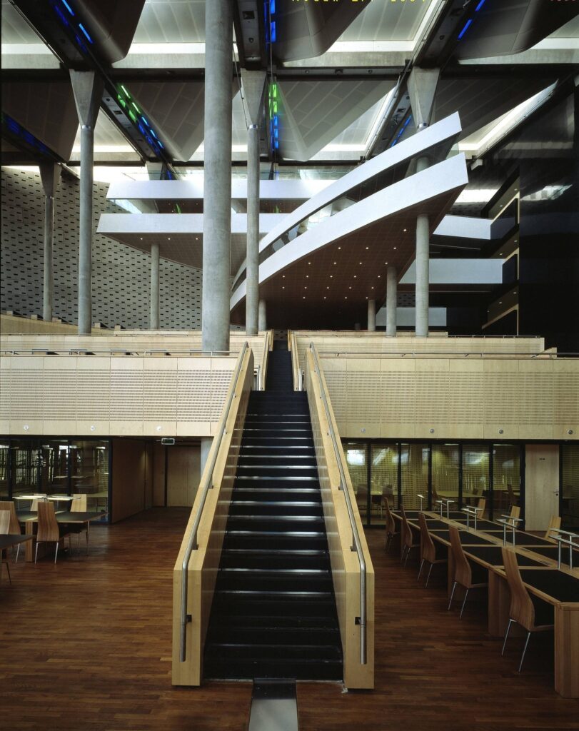 Bibliotheca alexandrina / snøhetta | classics on architecture lab