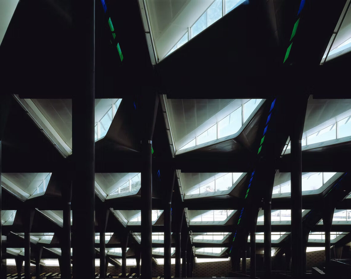 Bibliotheca alexandrina / snøhetta | classics on architecture lab