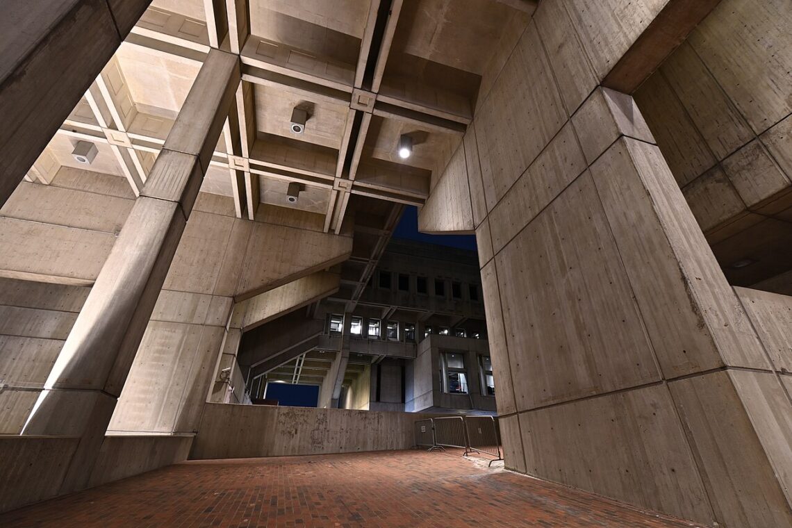 Boston city hall / kallmann, mckinnell, & knowles | classics on architecture lab