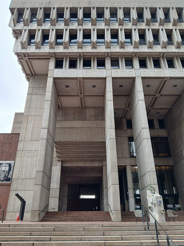 Boston city hall / kallmann, mckinnell, & knowles | classics on architecture lab