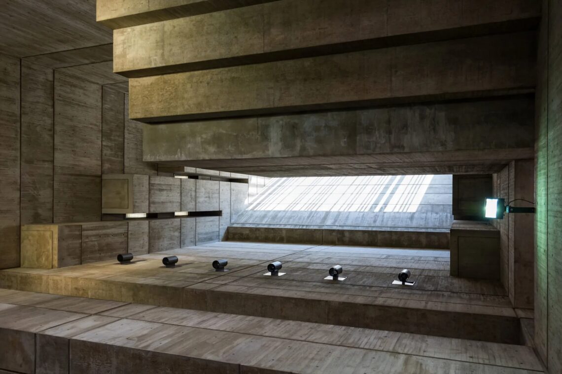 Boston city hall / kallmann, mckinnell, & knowles | classics on architecture lab