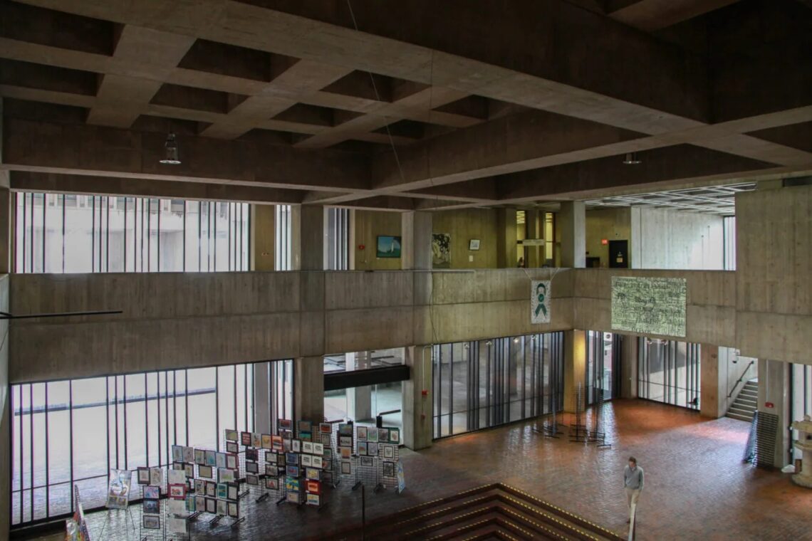 Boston city hall / kallmann, mckinnell, & knowles | classics on architecture lab