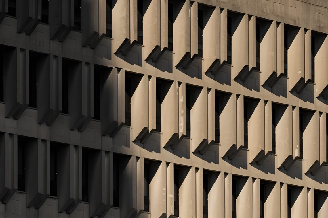 Boston city hall / kallmann, mckinnell, & knowles | classics on architecture lab