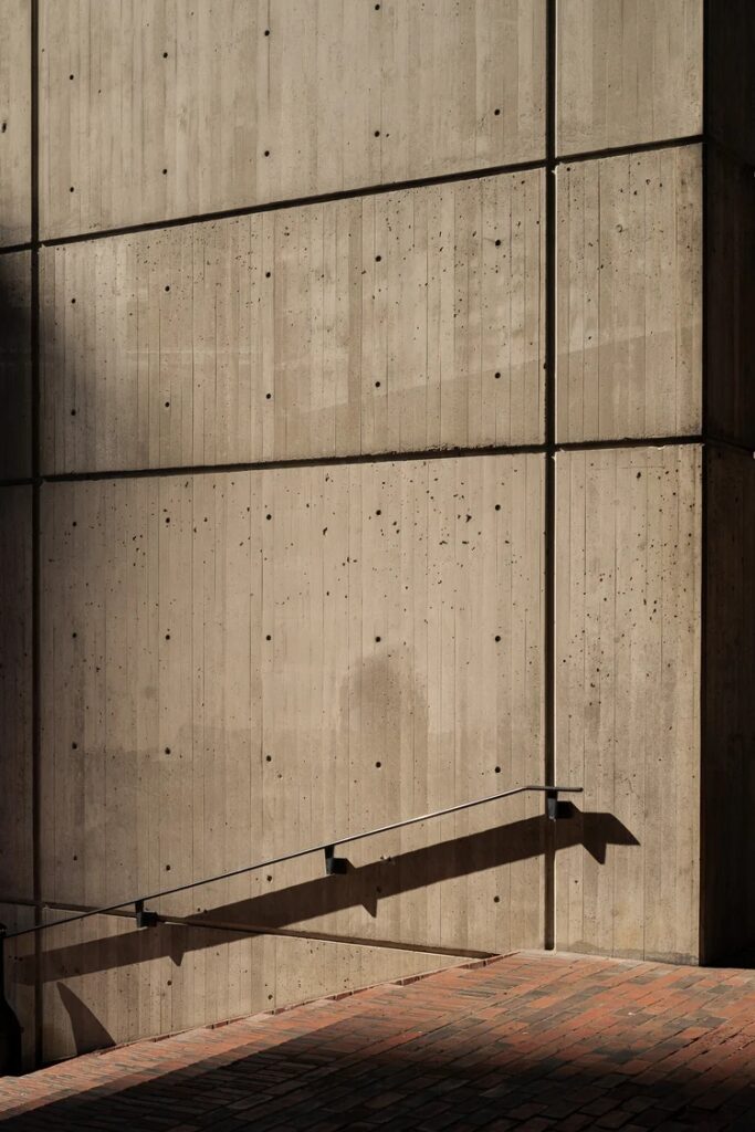 Boston city hall / kallmann, mckinnell, & knowles | classics on architecture lab