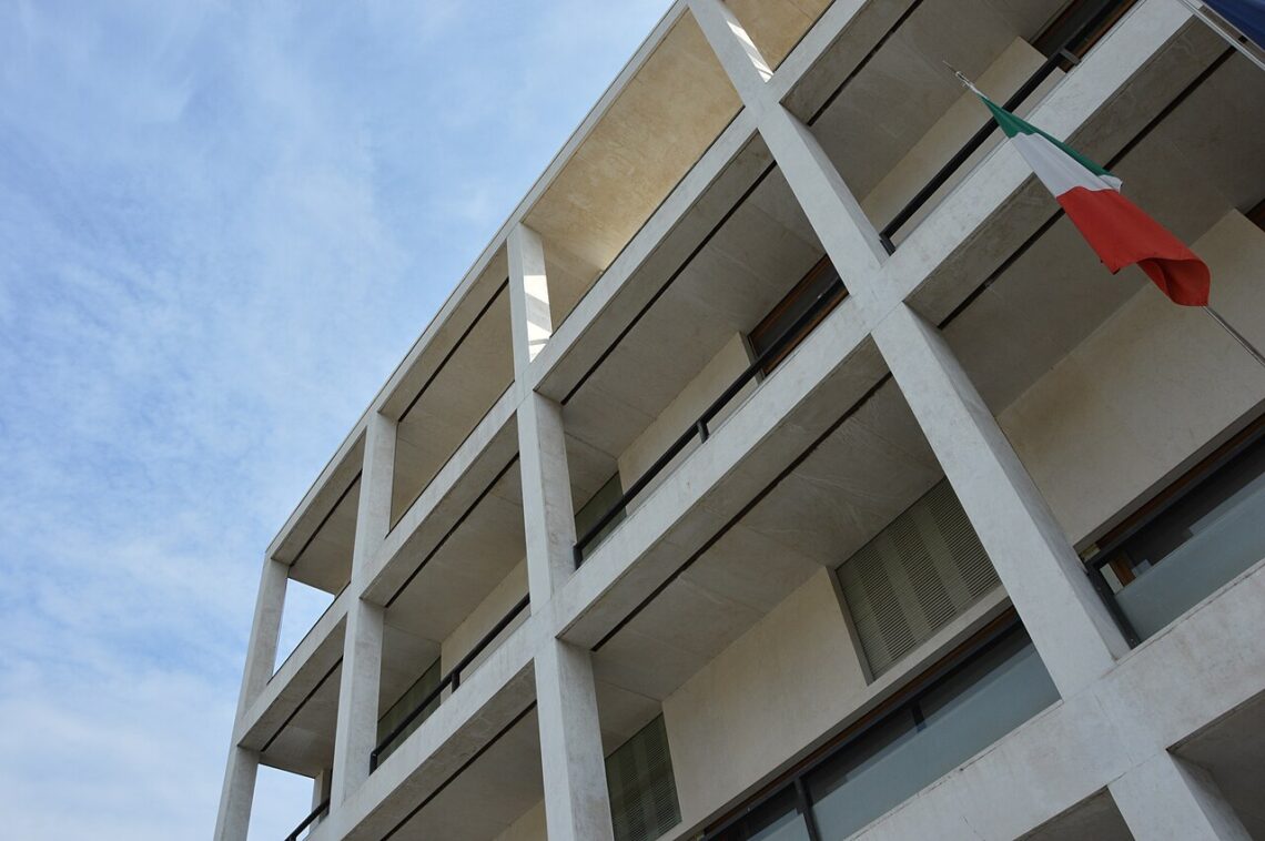 Casa Del Fascio / Giuseppe Terragni | Classics On Architecture Lab 39 Casa del fascio / giuseppe terragni | classics on architecture lab