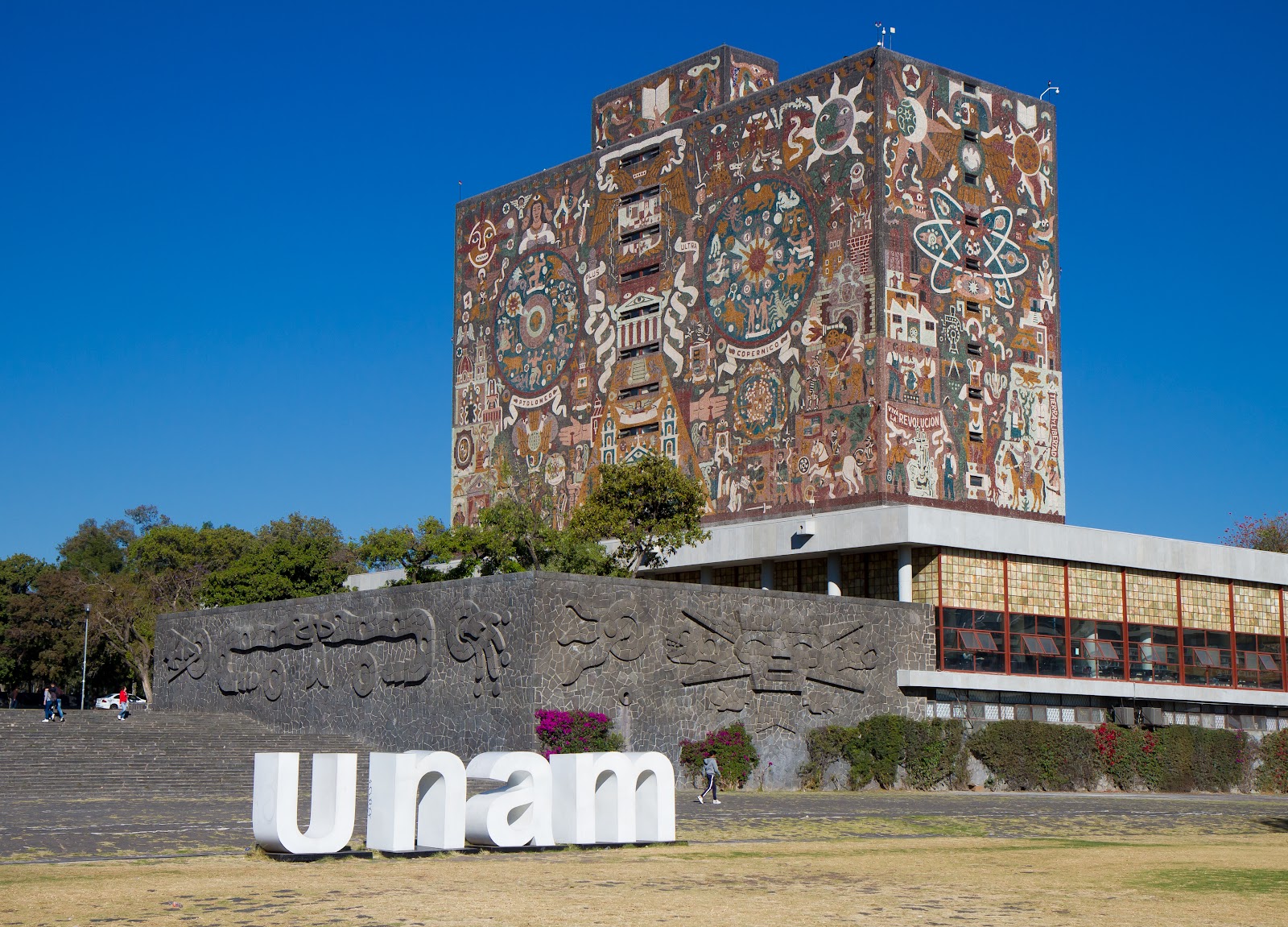 Unam central library / juan o'gorman | classics on architecture lab