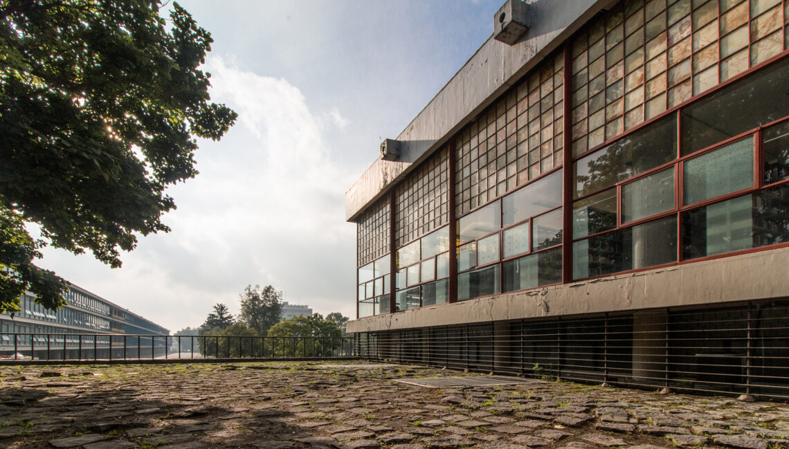 Unam central library / juan o'gorman | classics on architecture lab