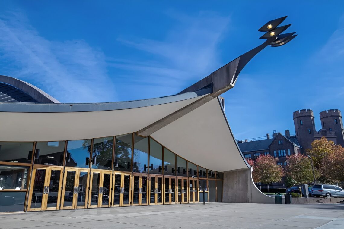 David S. Ingalls Skating Rink / Eero Saarinen | Classics On Architecture Lab 30 David s. Ingalls skating rink / eero saarinen | classics on architecture lab