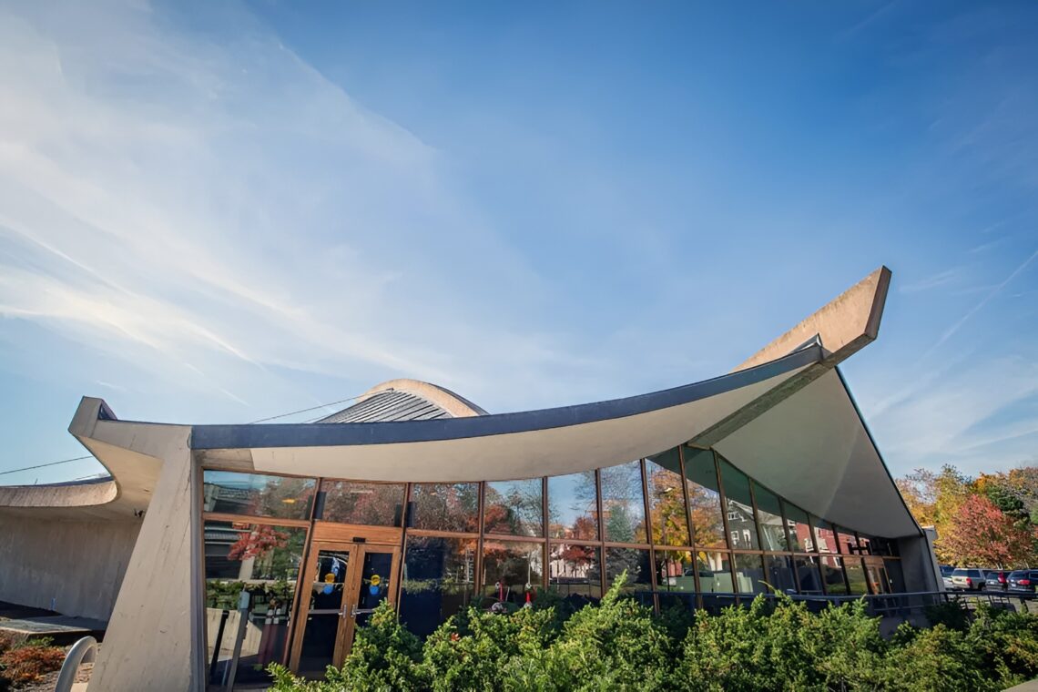 David S. Ingalls Skating Rink / Eero Saarinen | Classics On Architecture Lab 11 David s. Ingalls skating rink / eero saarinen | classics on architecture lab