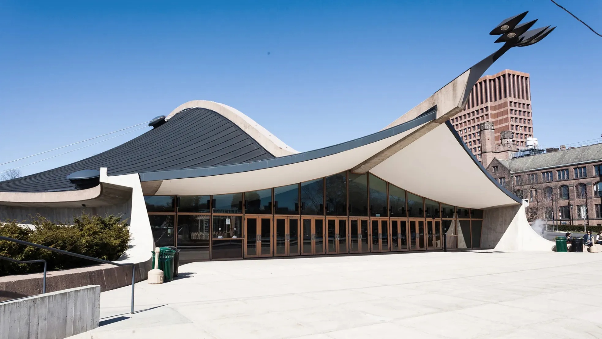 David-S-Ingalls-Skating-Rink-Eero-Saarinen-Classics-On-Architecture-Lab-24 David s. Ingalls skating rink / eero saarinen | classics on architecture lab
