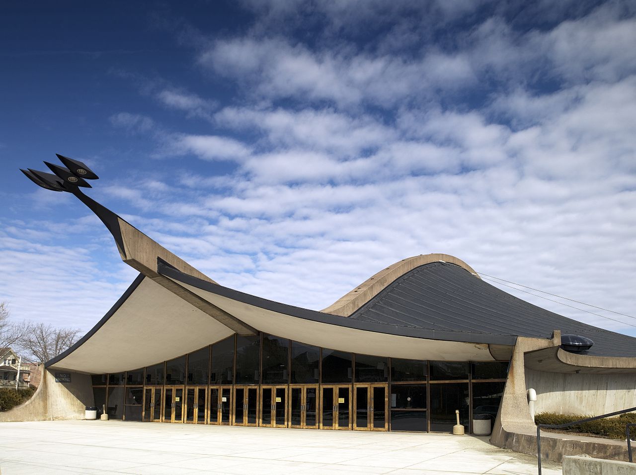 David-S-Ingalls-Skating-Rink-Eero-Saarinen-Classics-On-Architecture-Lab-47 David s. Ingalls skating rink / eero saarinen | classics on architecture lab